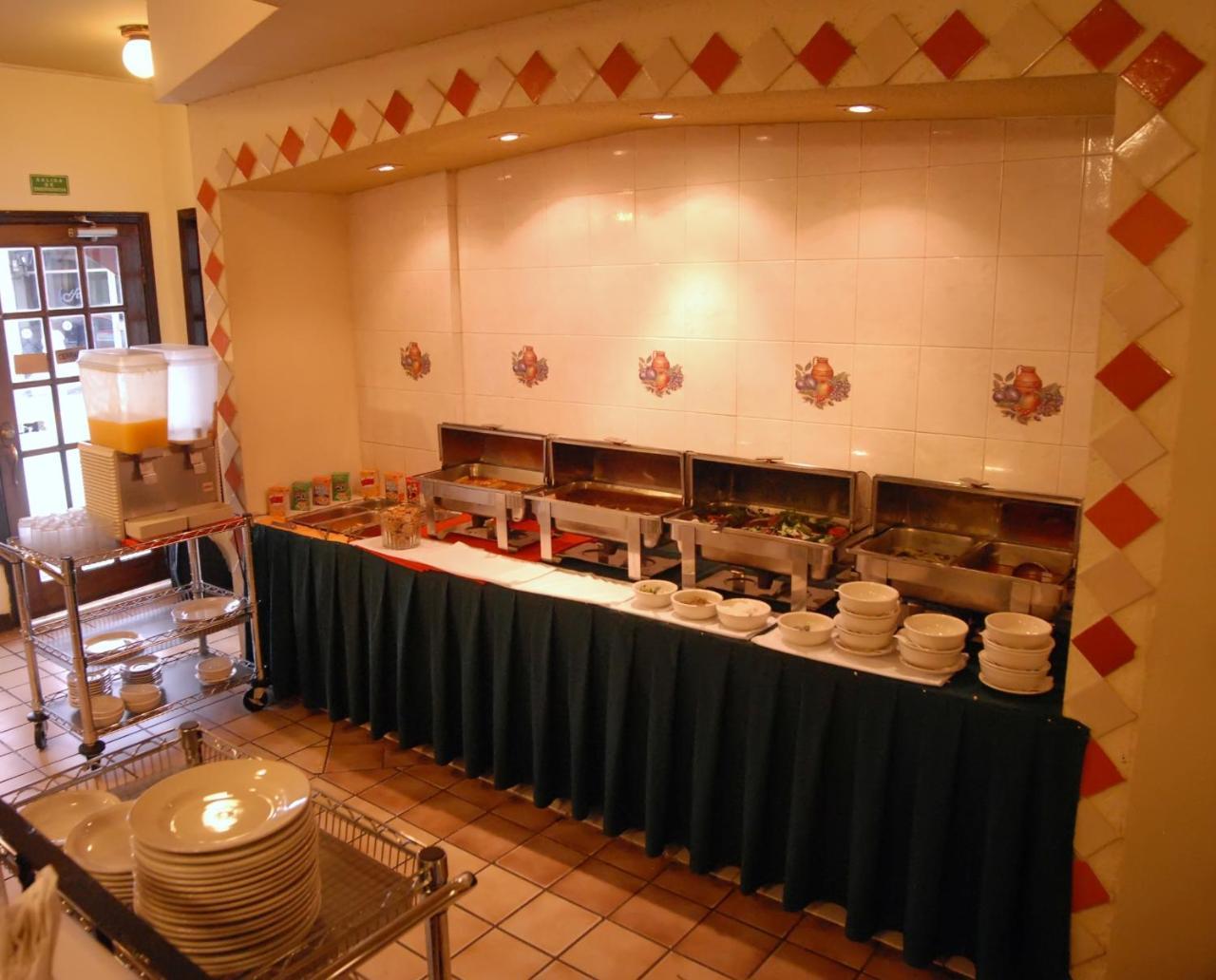 Hotel Ritz Matamoros  Buitenkant foto